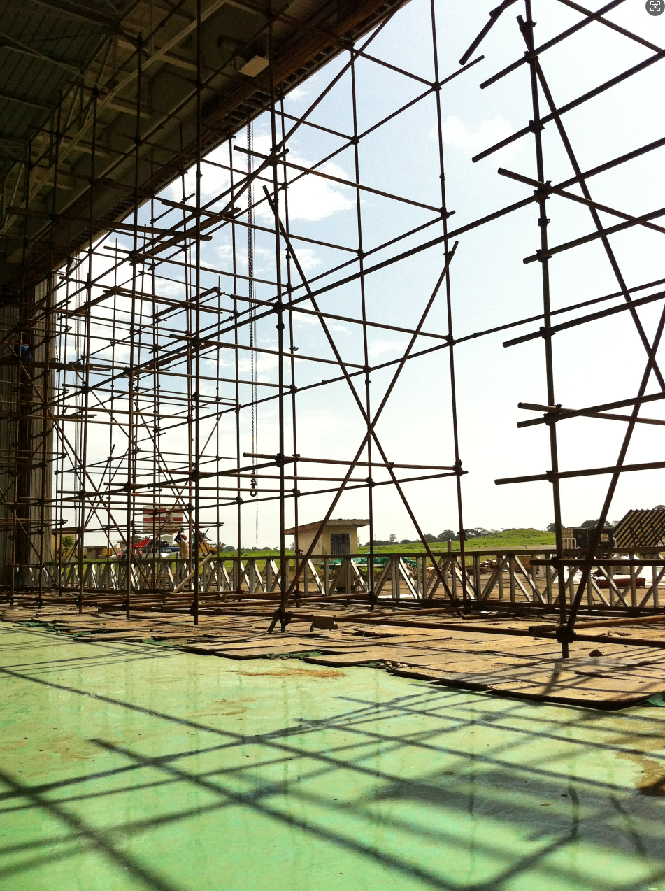 Side-sliding hangar door Side-sliding hangar door